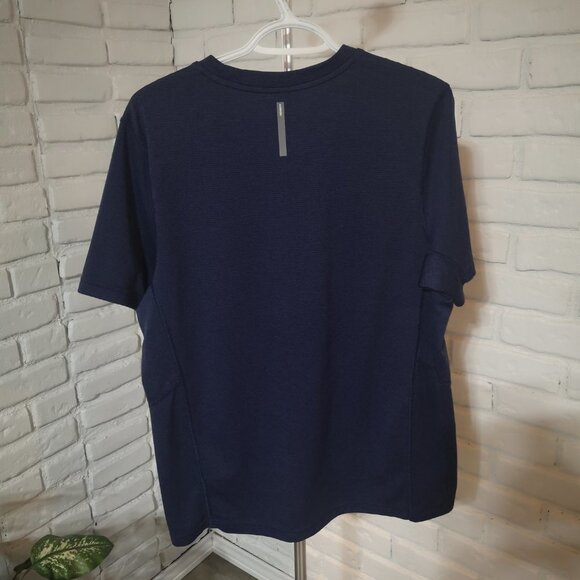 Carbon Men's Size Medium Loose Fit Navy Short Sleeve Athletic T-shirt - Picture 2 of 8